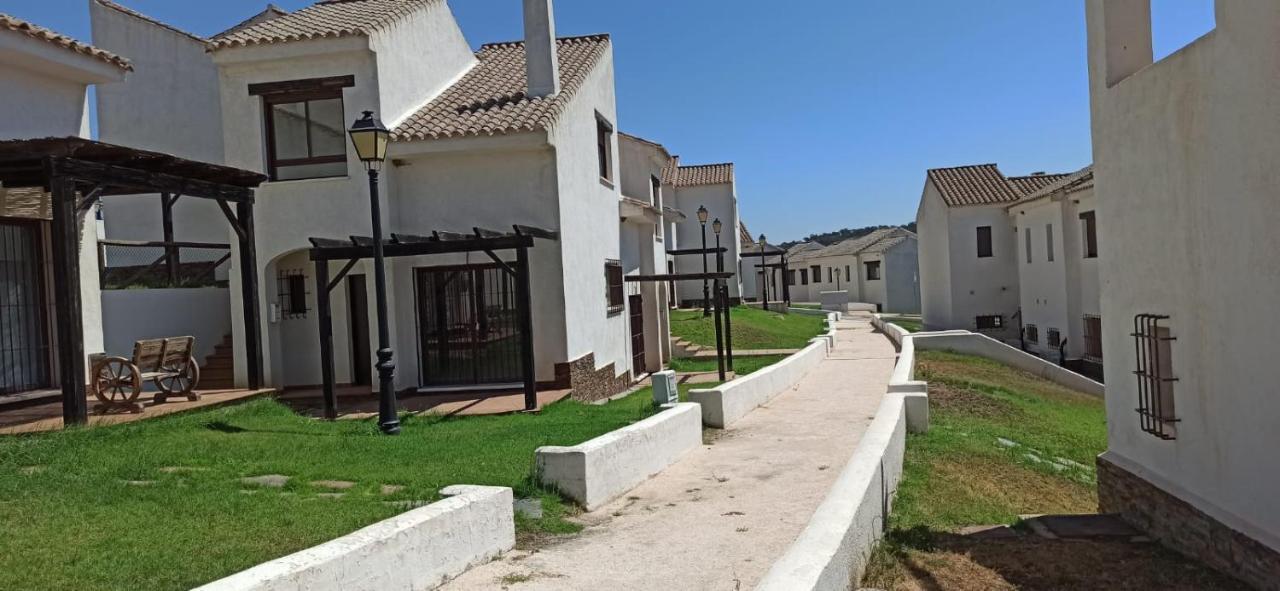 Bonita Y Acogedora Casa En Plena Sierra Norte, A Tan Solo 30 Minutos De Hébergement de vacances